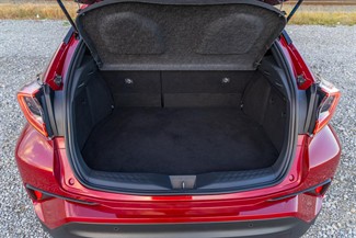 2017 Toyota C-HR - Thumbnail