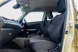 2017 Suzuki Swift - Thumbnail
