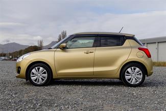 2017 Suzuki Swift - Thumbnail