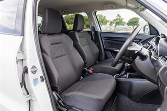 2017 Suzuki Swift - Thumbnail