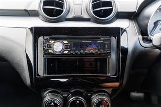 2017 Suzuki Swift - Thumbnail