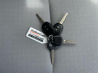 2013 Toyota Yaris - Thumbnail