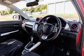 2016 Suzuki Vitara - Thumbnail