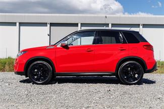 2016 Suzuki Vitara - Thumbnail