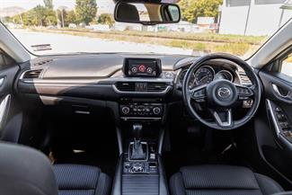 2017 Mazda Atenza - Thumbnail