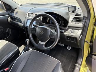 2014 Suzuki Swift - Thumbnail