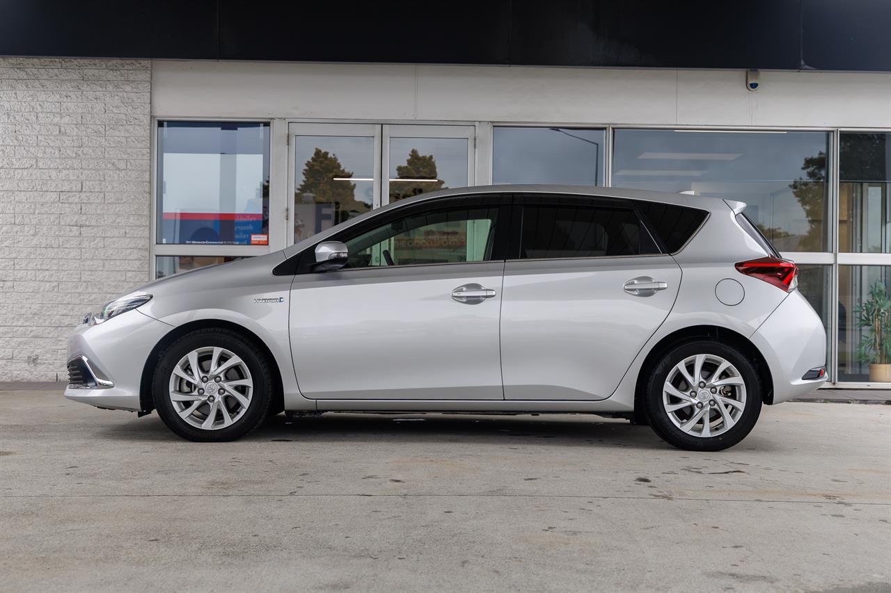 2016 Toyota Auris