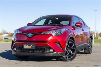 2017 Toyota C-HR - Thumbnail