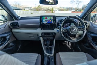 2020 Toyota Yaris - Thumbnail