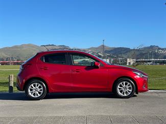 2014 Mazda Demio - Thumbnail