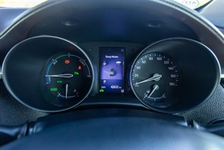 2017 Toyota C-HR - Thumbnail