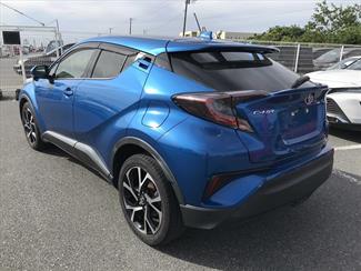 2017 Toyota C-HR - Thumbnail