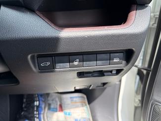 2019 Toyota RAV4 - Thumbnail