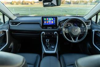 2019 Toyota RAV4 - Thumbnail