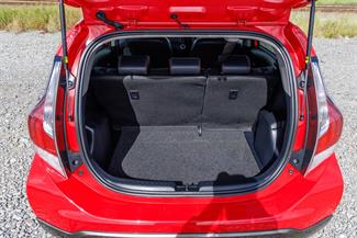 2015 Toyota AQUA - Thumbnail