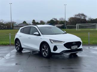 2023 Ford Focus - Thumbnail