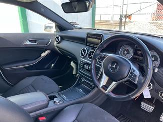 2015 Mercedes-Benz A180 - Thumbnail