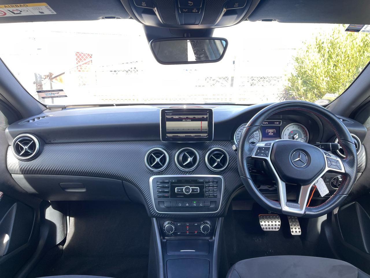 2015 Mercedes-Benz A180