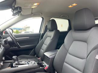 2017 Mazda CX-5 - Thumbnail