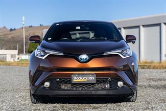 2017 Toyota C-HR - Thumbnail