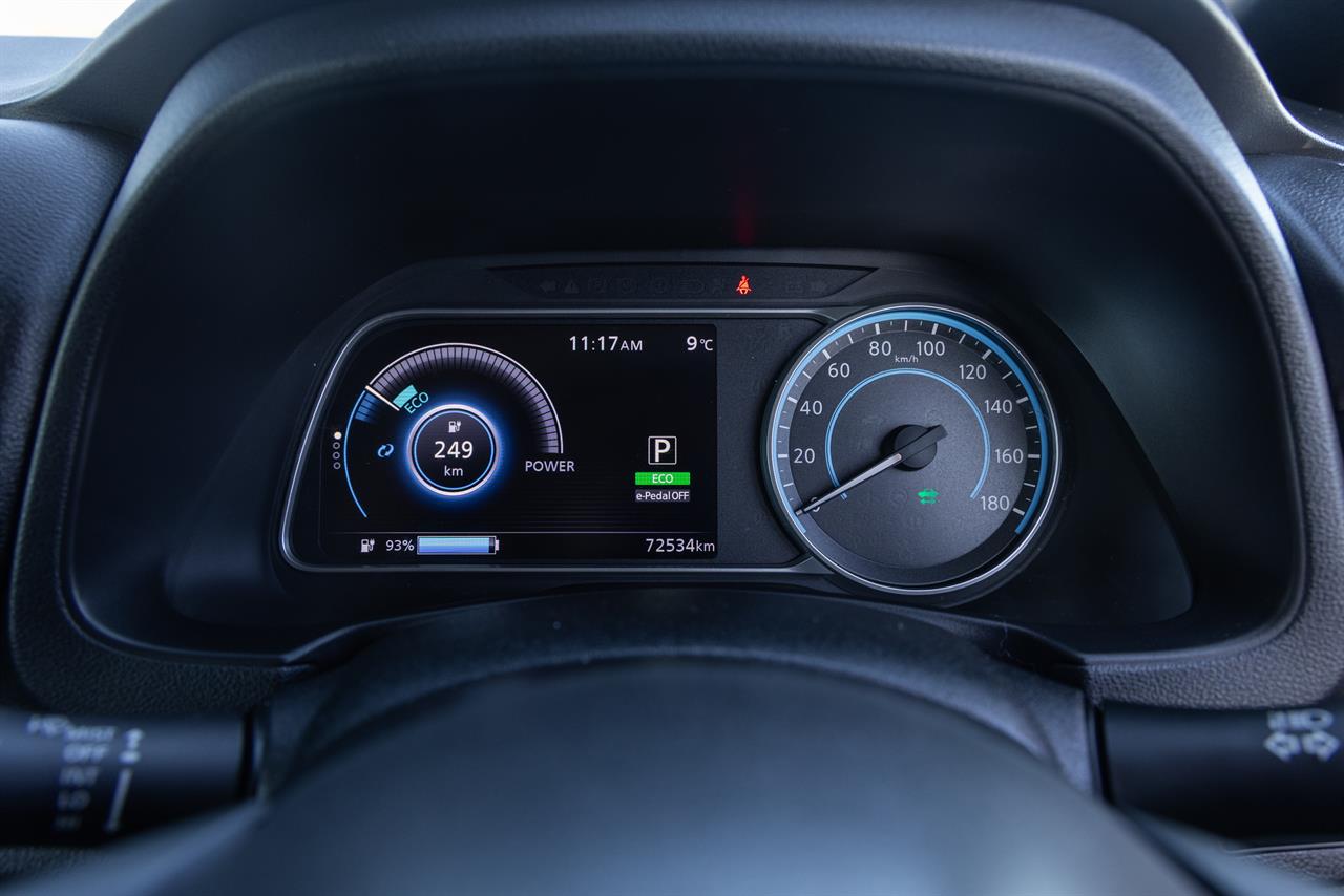 2017 Nissan LEAF