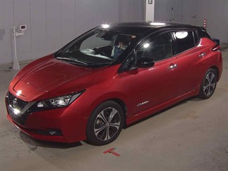 2017 Nissan LEAF - Thumbnail