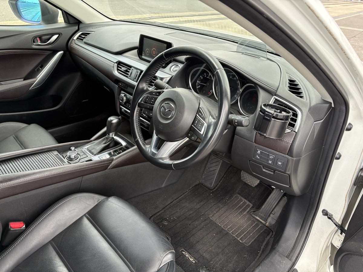 2016 Mazda Atenza
