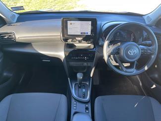 2024 Toyota Yaris Cross - Thumbnail