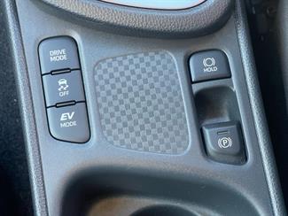 2024 Toyota Yaris Cross - Thumbnail