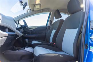 2013 Toyota AQUA - Thumbnail