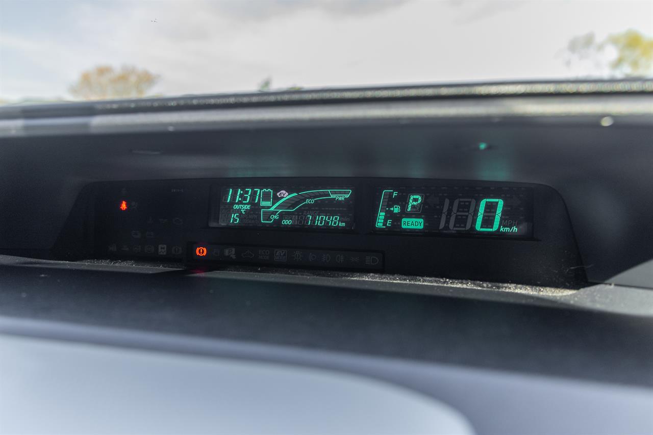 2013 Toyota AQUA