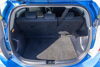 2013 Toyota AQUA - Thumbnail