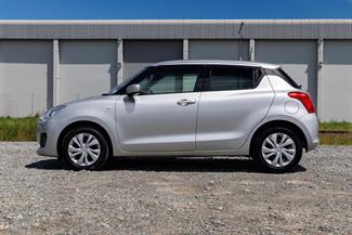 2018 Suzuki Swift - Thumbnail