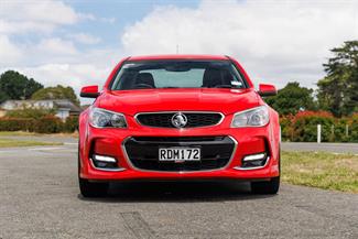 2016 Holden Commodore - Thumbnail