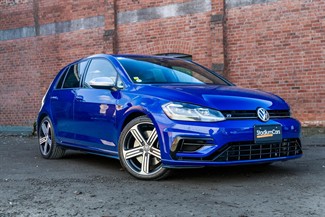2017 Volkswagen Golf - Thumbnail