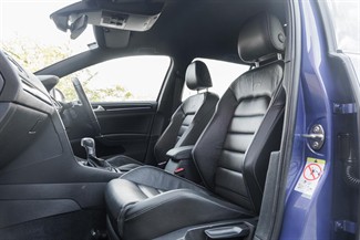 2017 Volkswagen Golf - Thumbnail