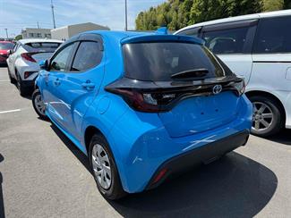 2022 Toyota Yaris - Thumbnail