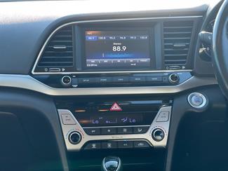 2017 Hyundai Elantra - Thumbnail