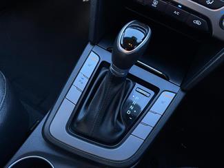 2017 Hyundai Elantra - Thumbnail