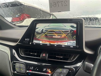 2019 Toyota C-HR - Thumbnail