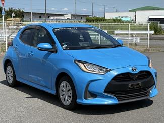 2020 Toyota Yaris - Thumbnail