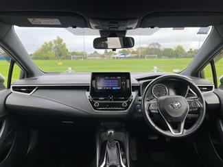 2018 Toyota Corolla - Thumbnail