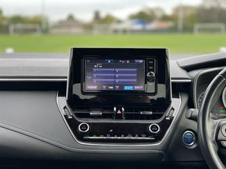 2018 Toyota Corolla - Thumbnail