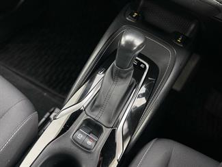 2018 Toyota Corolla - Thumbnail