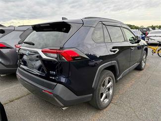 2019 Toyota RAV4 - Thumbnail