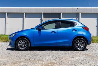 2017 Mazda Demio - Thumbnail