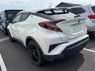2018 Toyota C-HR - Thumbnail