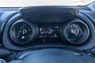2020 Toyota Yaris - Thumbnail