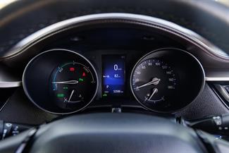 2017 Toyota C-HR - Thumbnail