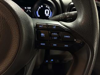 2020 Toyota Yaris - Thumbnail